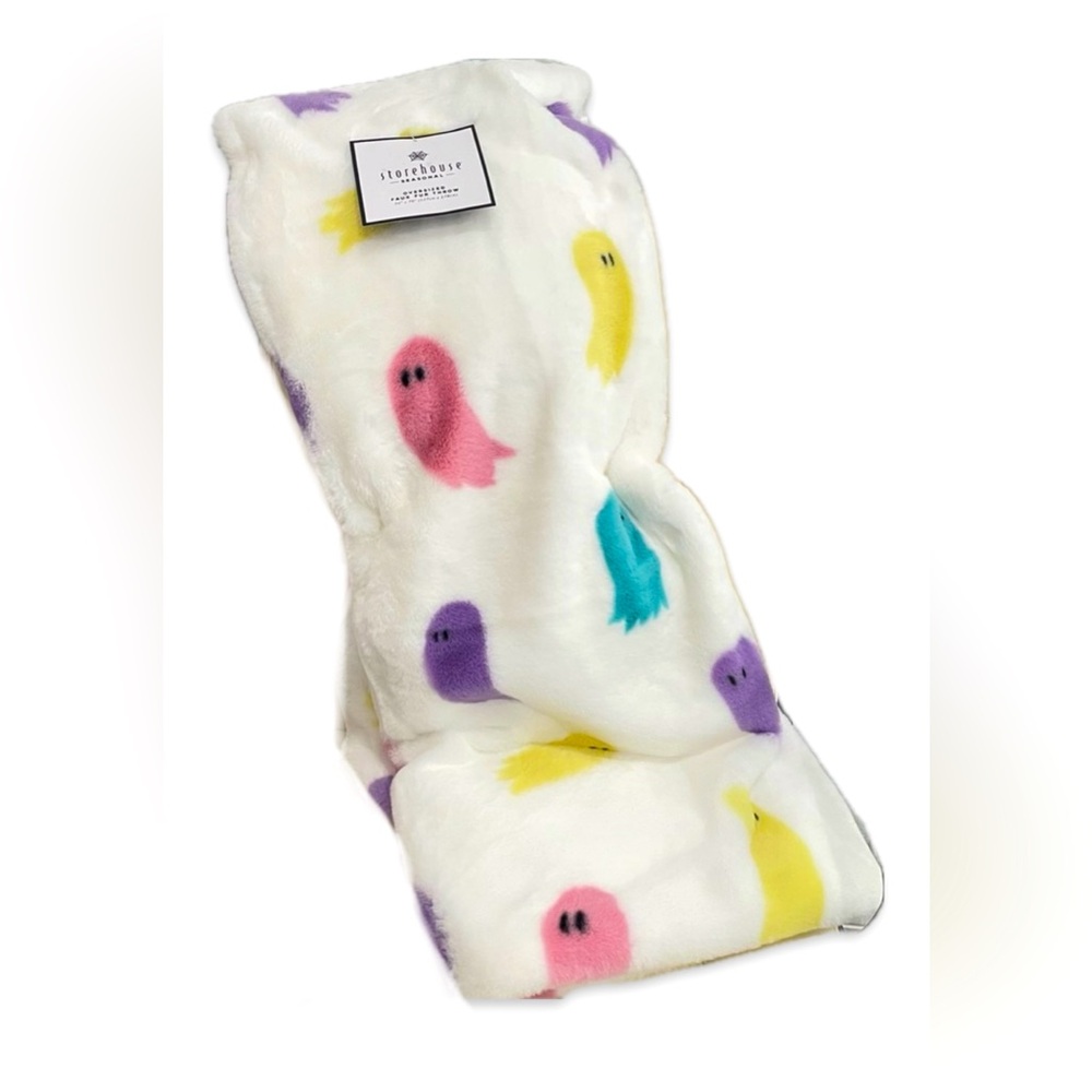 Ghost throw blanket - Picture 2 of 3